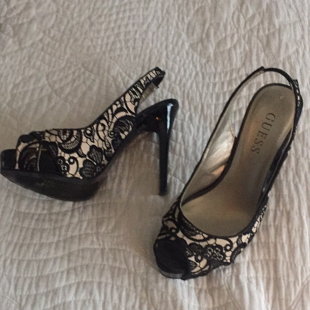 Guess Cream/Black Lace Look Heels 👠